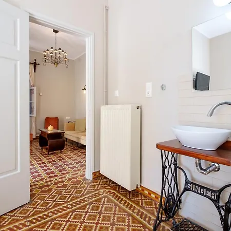 度假居 Grandma's Chic In Chania Venetian Harbor 干尼亞